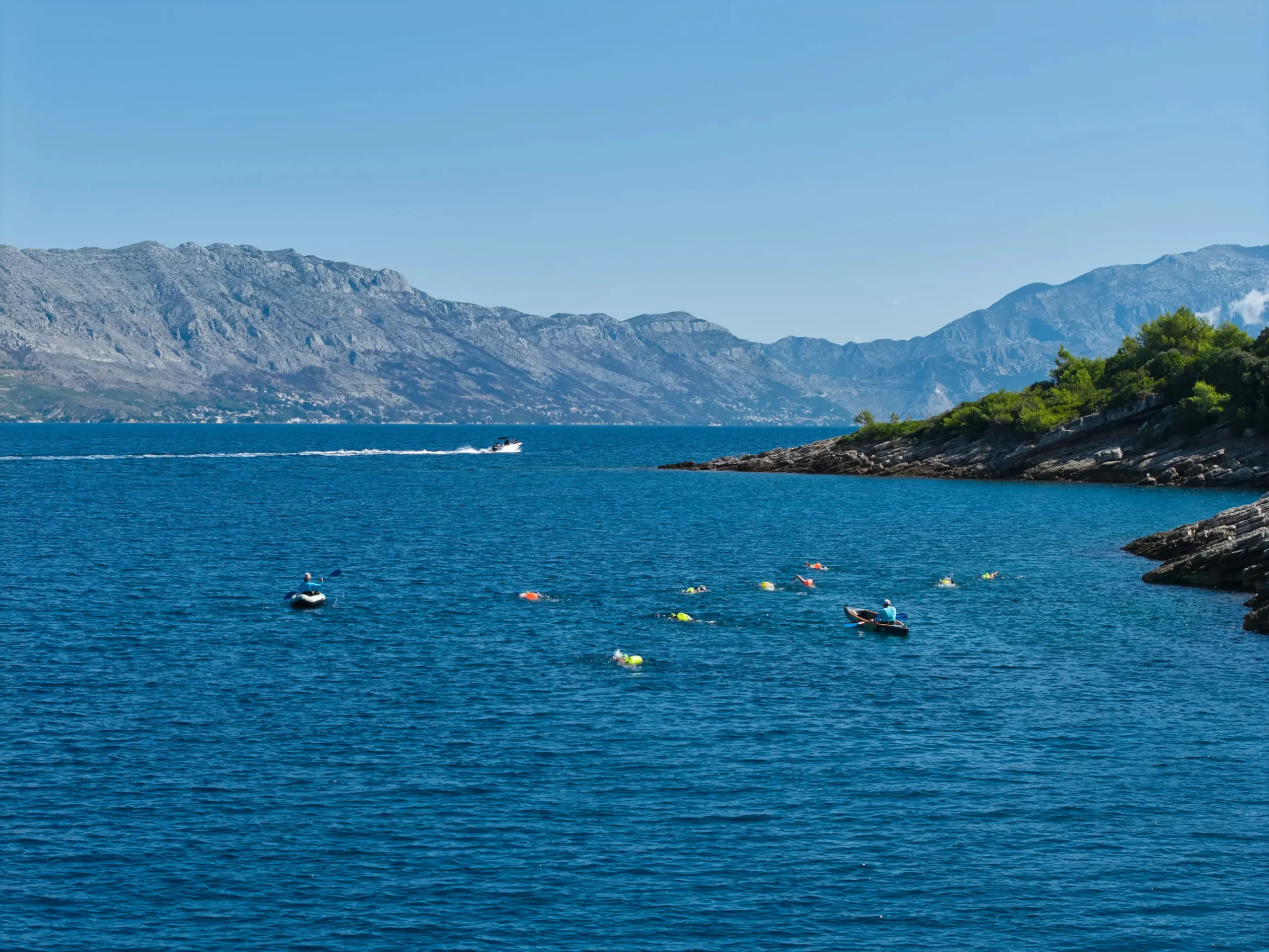 Kayak safety support during swim